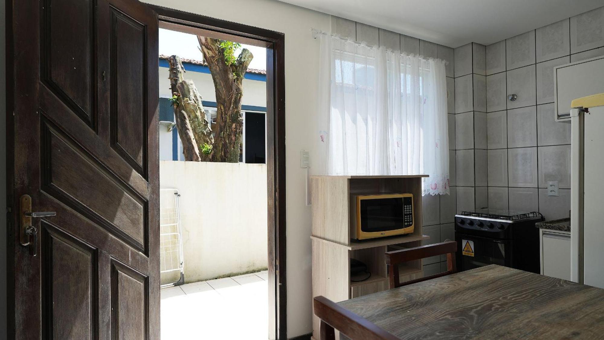 Residencial Adolfo - Mestre Naro 봄비나스 외부 사진