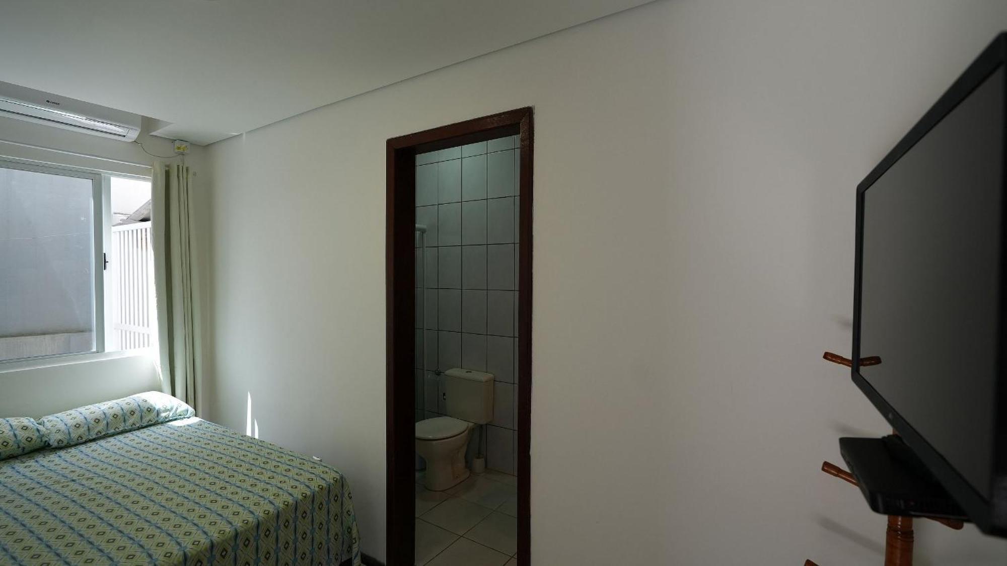 Residencial Adolfo - Mestre Naro 봄비나스 외부 사진