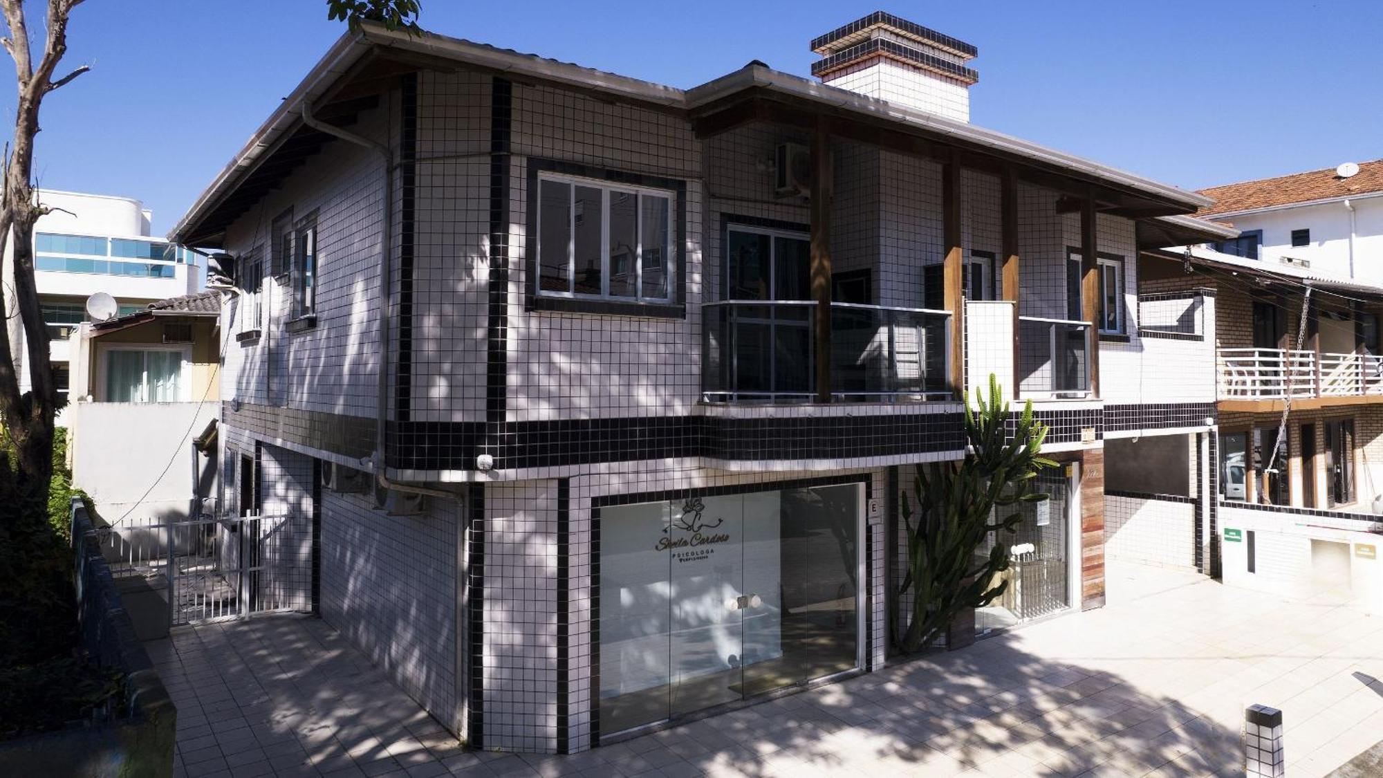 Residencial Adolfo - Mestre Naro 봄비나스 외부 사진