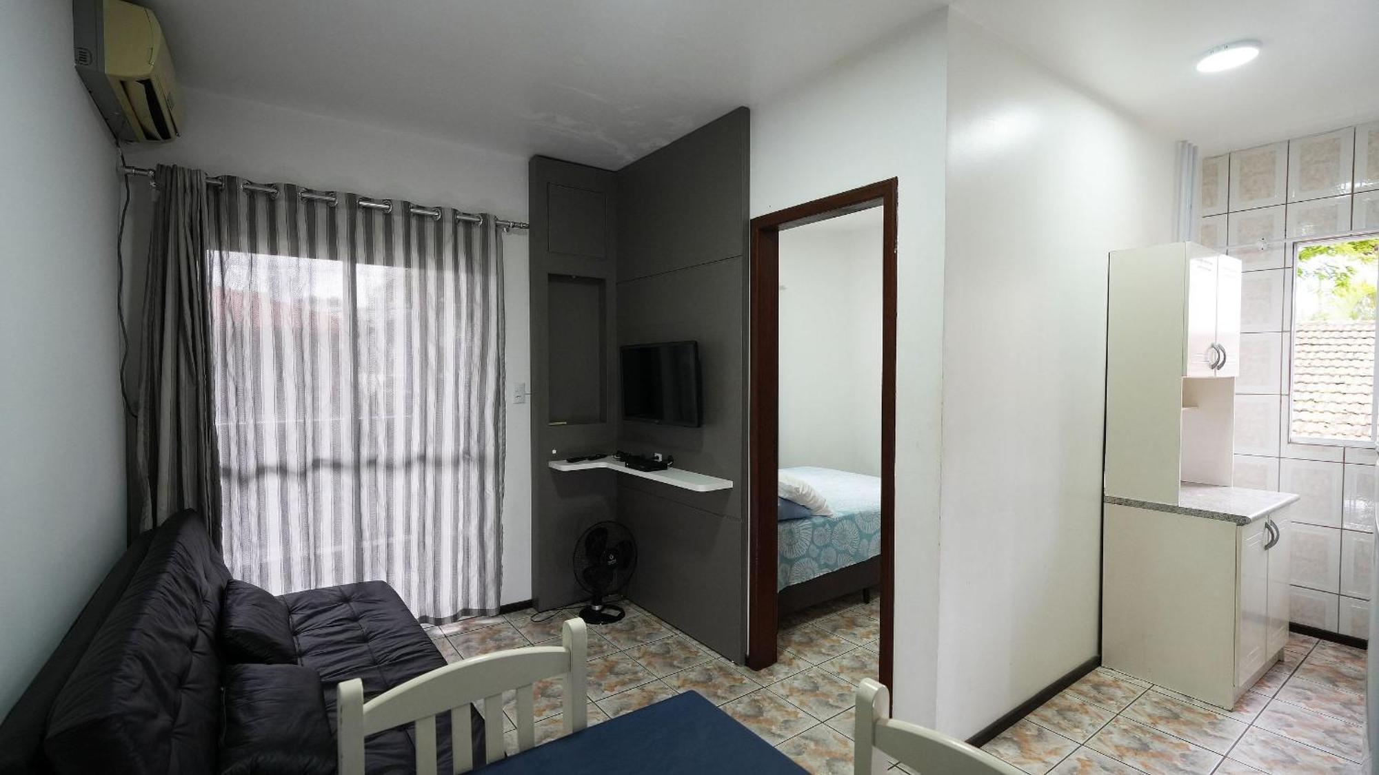 Residencial Adolfo - Mestre Naro 봄비나스 외부 사진