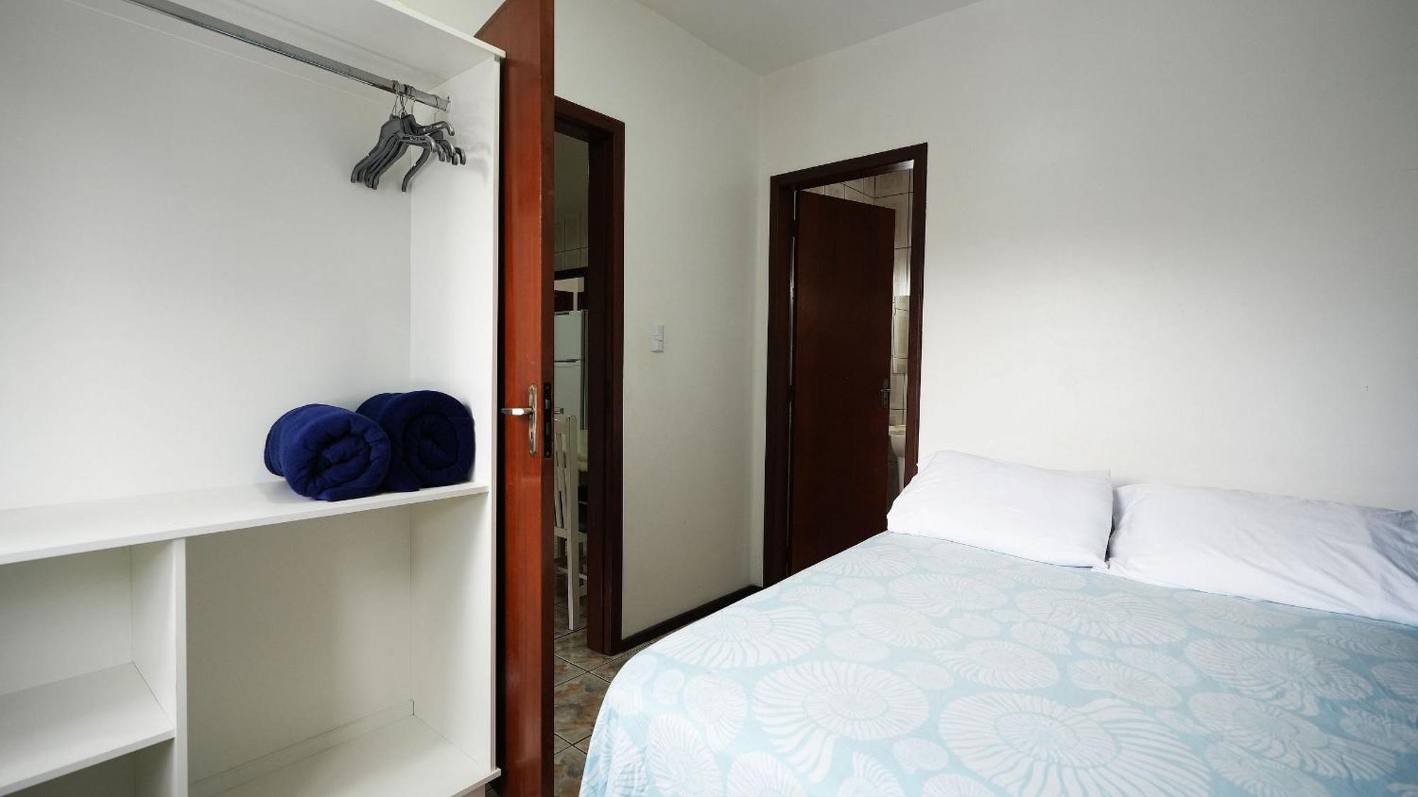 Residencial Adolfo - Mestre Naro 봄비나스 외부 사진