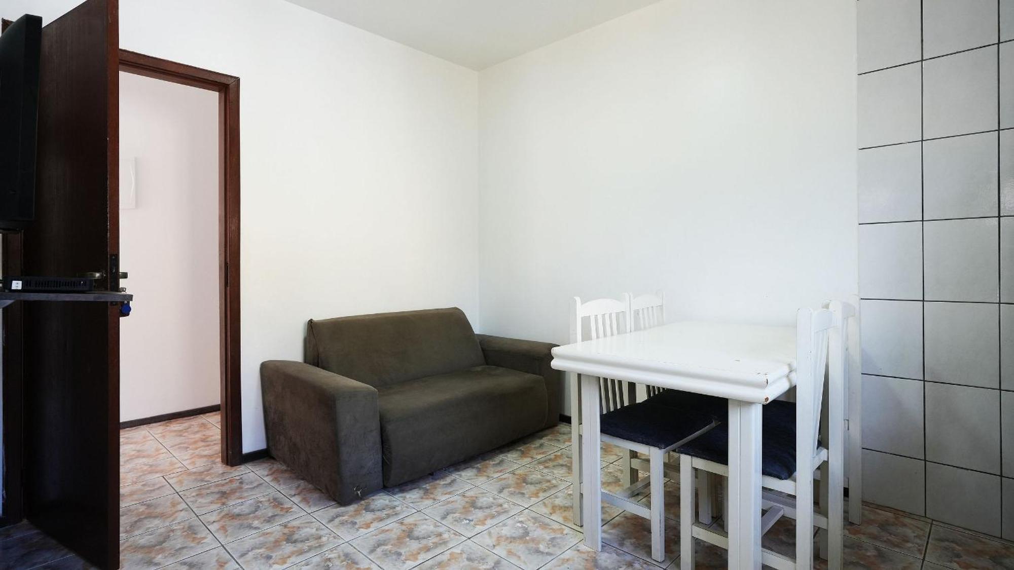 Residencial Adolfo - Mestre Naro 봄비나스 외부 사진