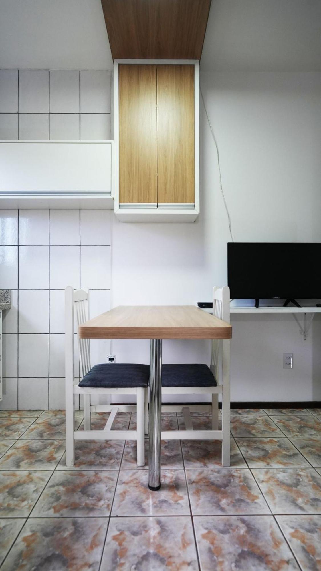 Residencial Adolfo - Mestre Naro 봄비나스 외부 사진