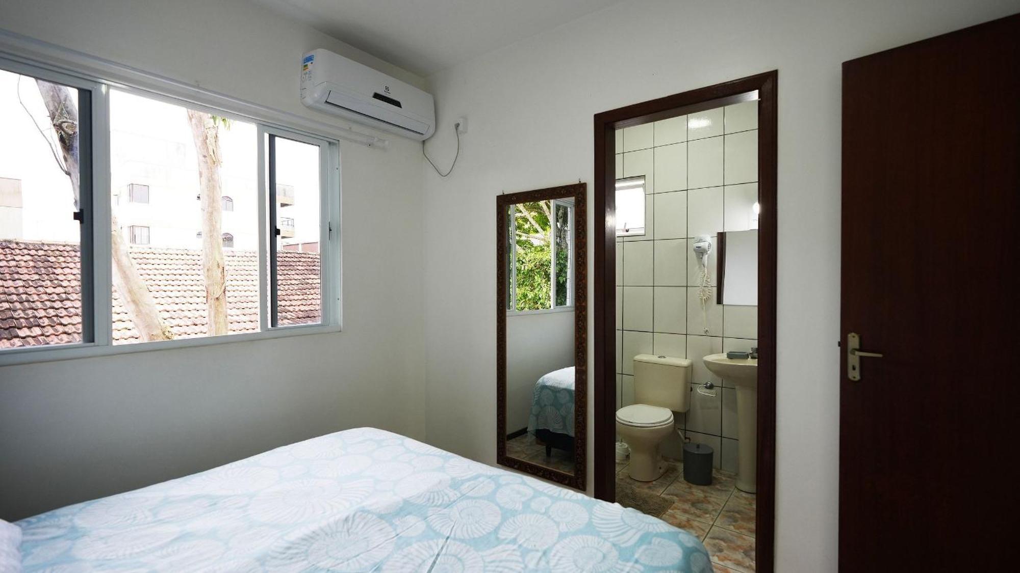Residencial Adolfo - Mestre Naro 봄비나스 외부 사진